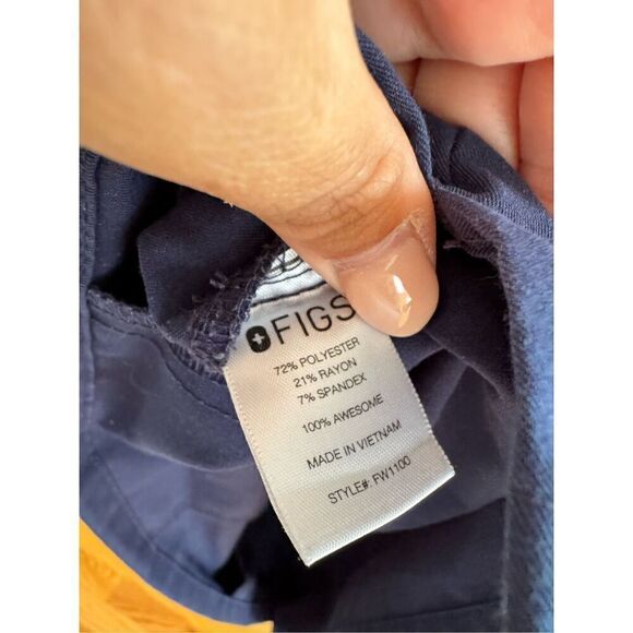 Figs Casma Three Pocket Scrub Top Size XL Navy Blue - Picture 7 of 7